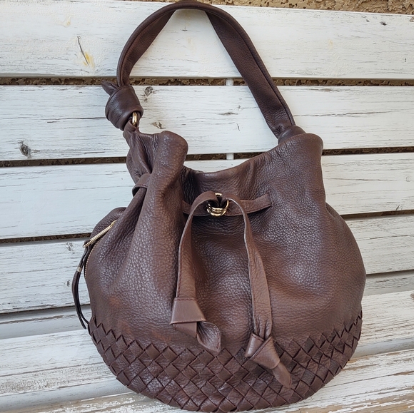 Elliott Lucca Handbags - Elliott Lucca Brown Leather Medium Bucket Hobo